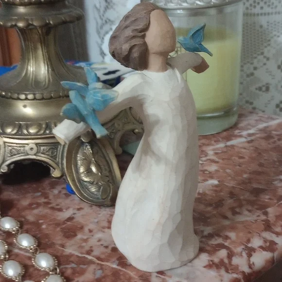 NWT WILLOW TREE "Happiness" Figurine - Picture 4 of 5
